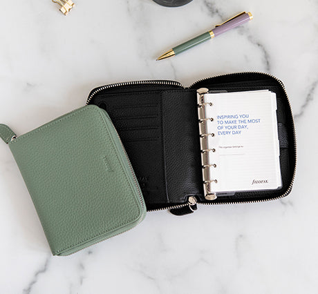 Norfolk Pocket Compact Zip