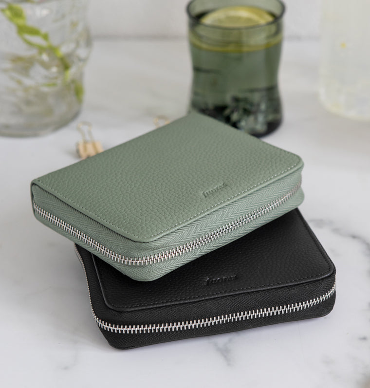Norfolk Pocket Compact Zip Organiser Sage